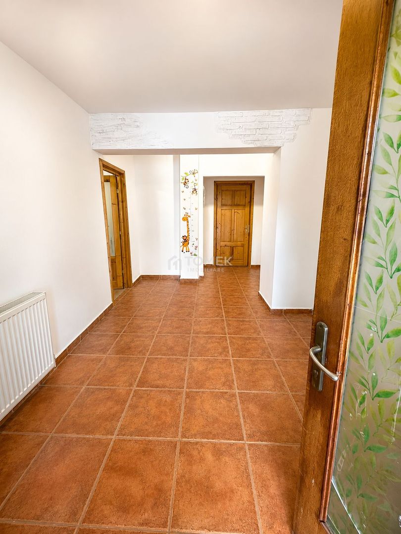 Spatiu comercial/birouri Calea Bucuresti7 zona Judetean - Poză 4