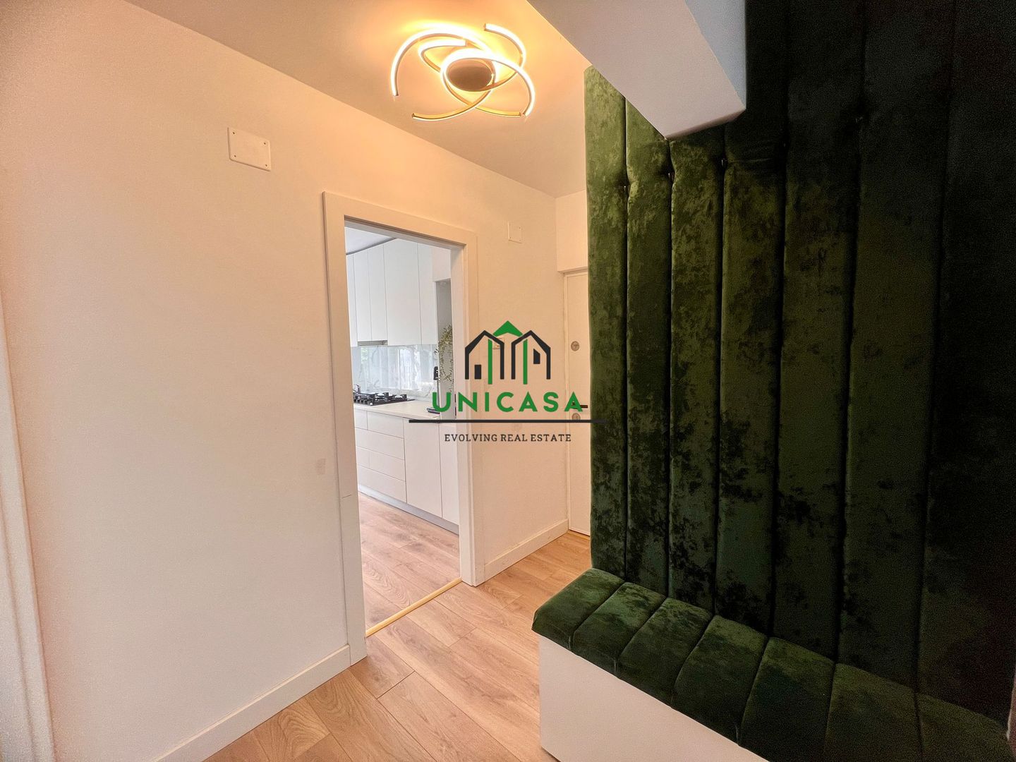 Apartament 4 camere /etaj 1 / Ostroveni - Poză 7