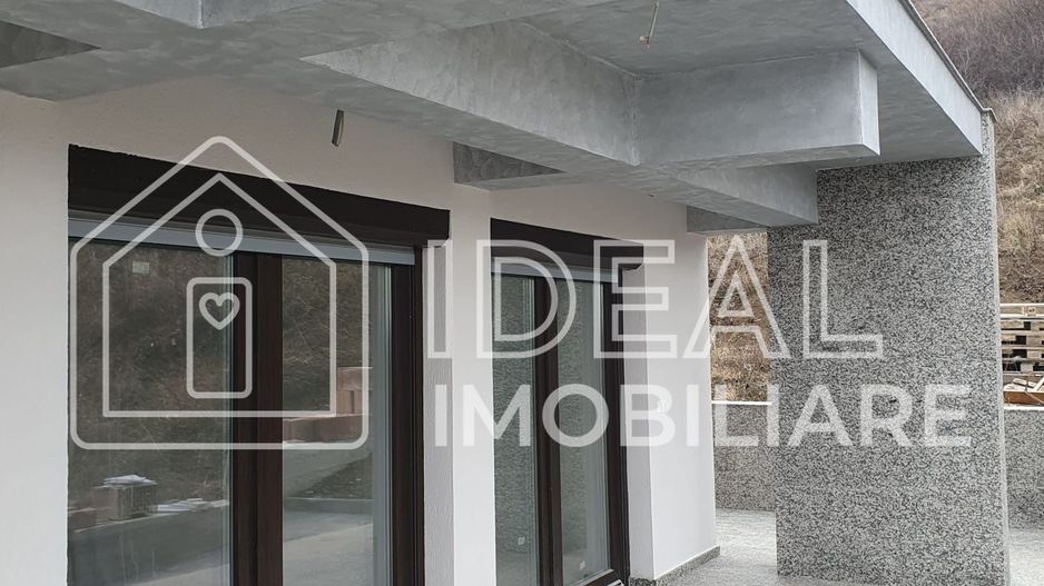 Casa Individuala Moderna cu 4 camere  si garaj, in Sura Mare - Poză 4
