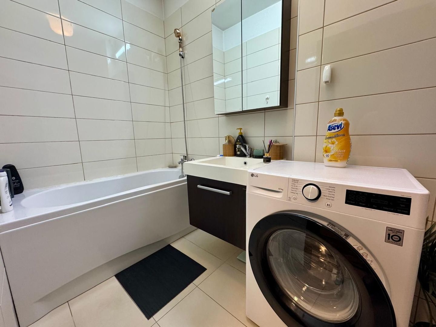 COSMOPOLIS - Apartament cu 2 camere, mobilat si utilat. - Poză 8