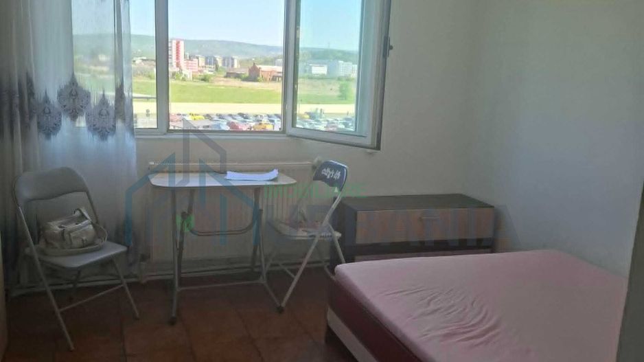 Garsonieră de închiriat, zona Nicolina Kaufland, bloc Inita, etaj 3 din 4 - Poză 2
