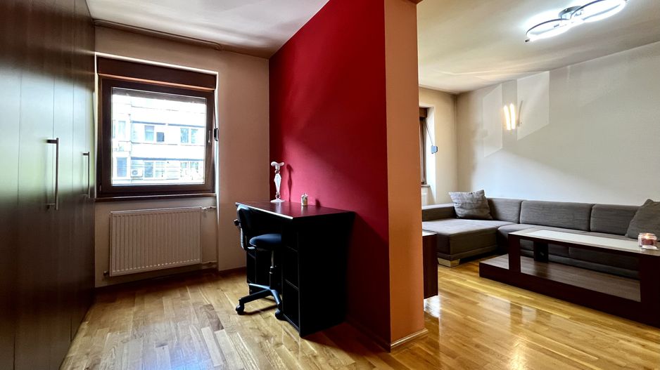 Apartament 4 camere + garaj | Etaj 1 | Zona Centrală – Medicină - Poză 5