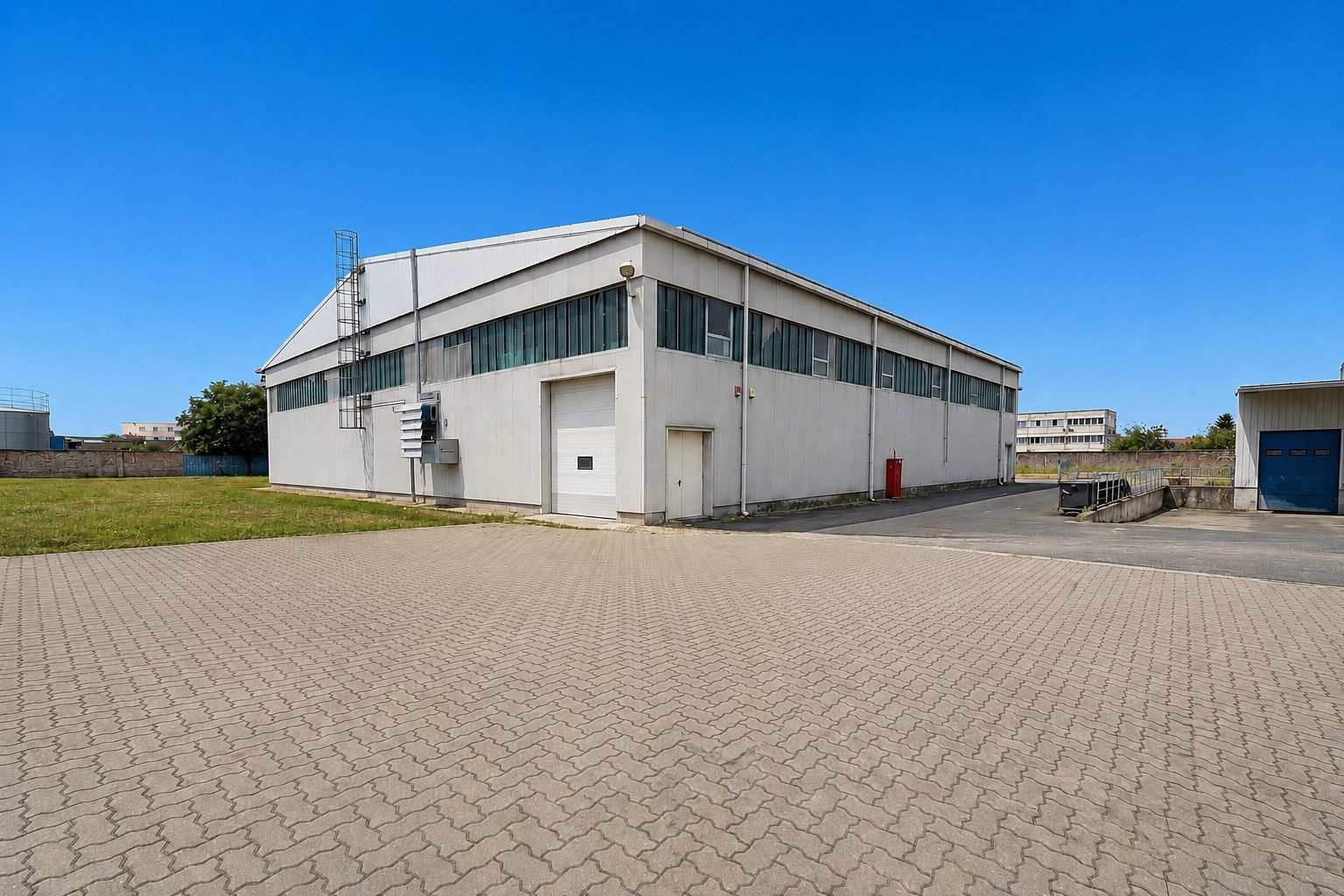 Hala industrială, Sanicolau Mic, suprafata 1.354 mp - Poză 1