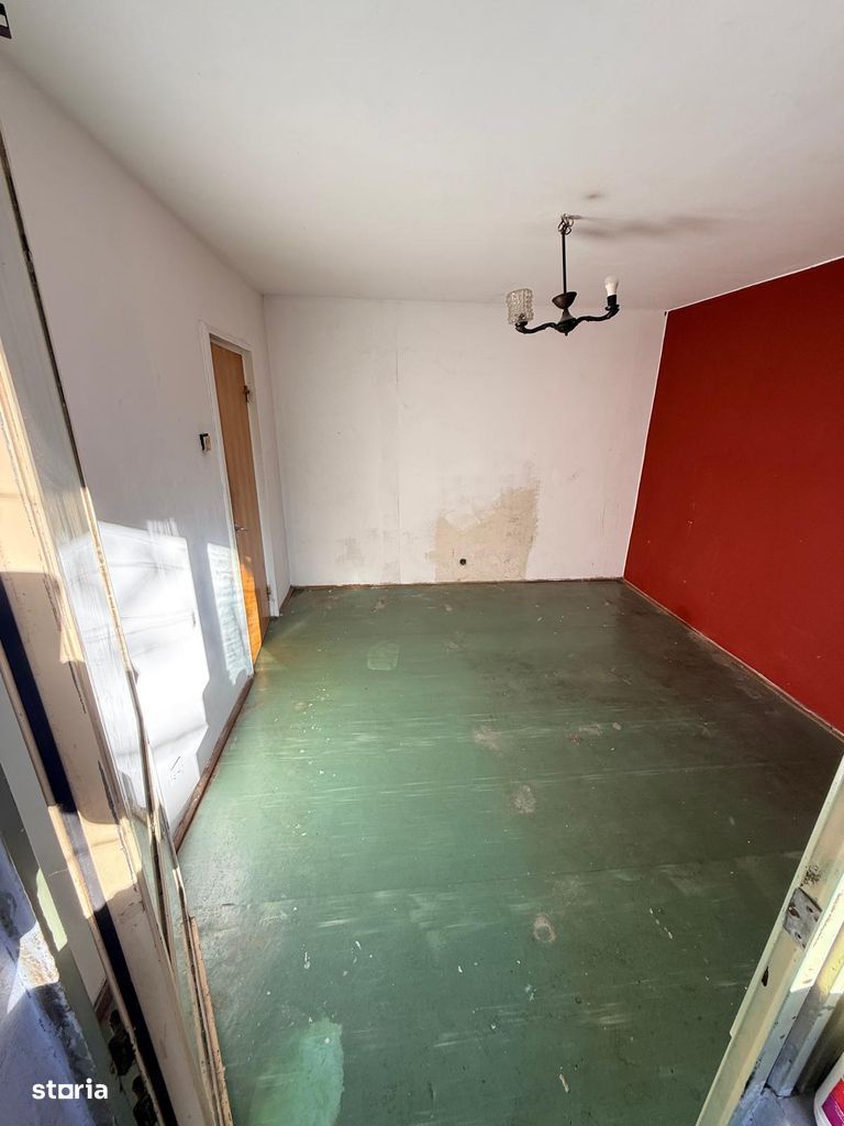 Vânzare apartament 3 camere, decomandat, etaj 1/4 – 66,79 mp + boxă – Drumul Tab - Poză 6