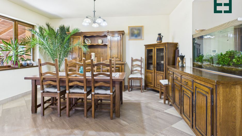 Vilă cu 6 camere - Zona Subcetate - Arad - Poză 6