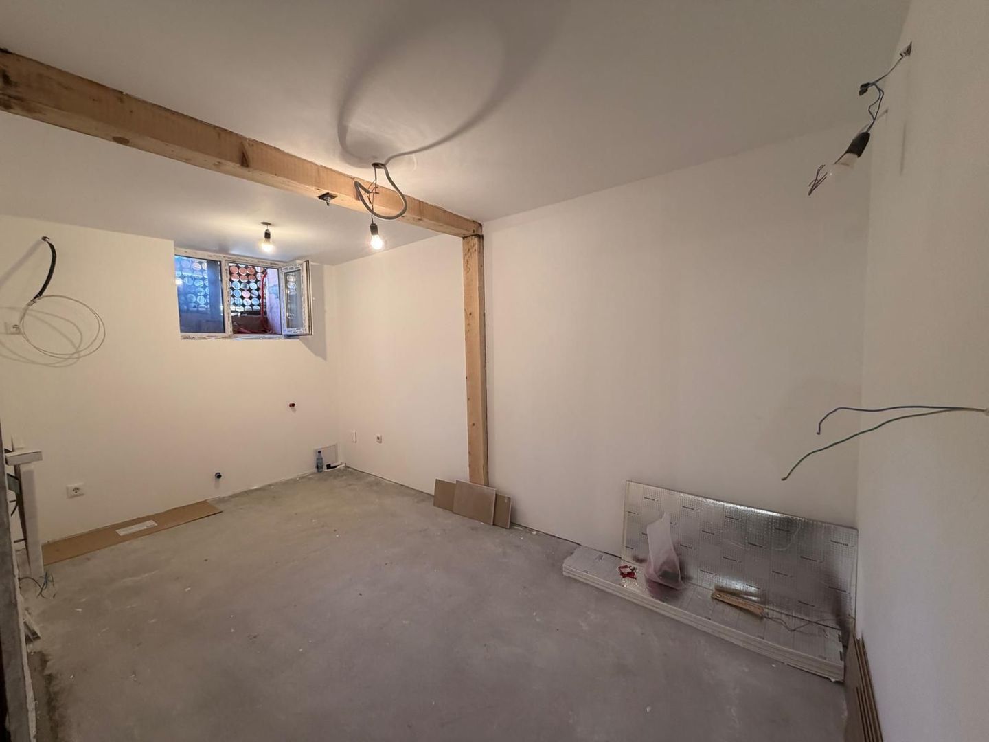 Casă de vanzare 6 camere 220 m² utili cu 376 M² teren la șosea - Poză 17
