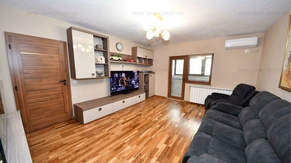 Apartament 4 camere MARE (100 mp) , Micro 17 - Poză 2