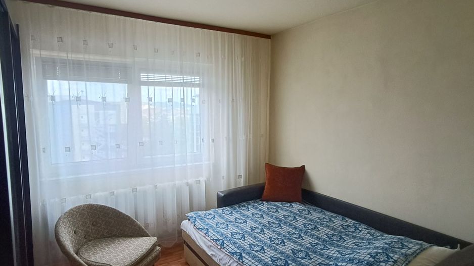 Apartament 3 camere, 70 mp utili, balcon, zona Cetate, Alba Iulia - Poză 2