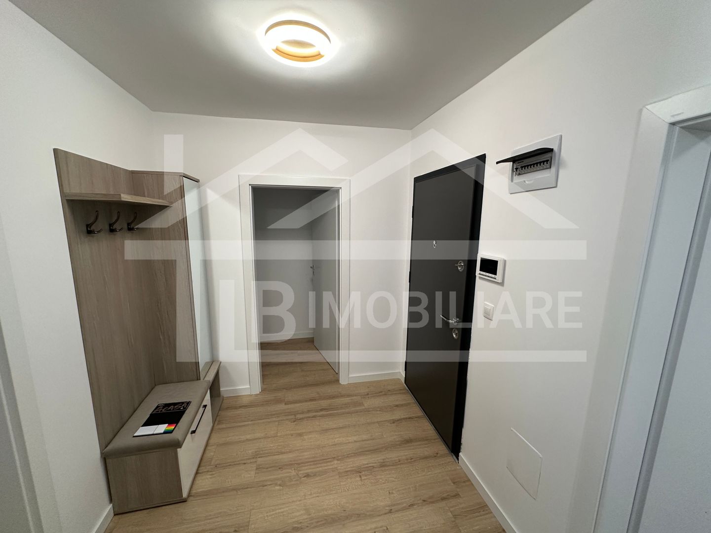 Apartament cu 3 camere, 63mp, parcare, Zona Maurer Residence - Poză 8