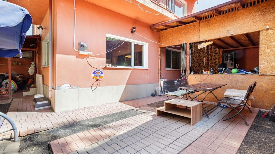 Casa cu curte | Potential pentru rezidenta sau afacere| Aparatorii Patriei - Poză 10