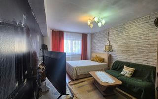 Exclusivitate- camera cu baie intr-un apartament - Poză 1