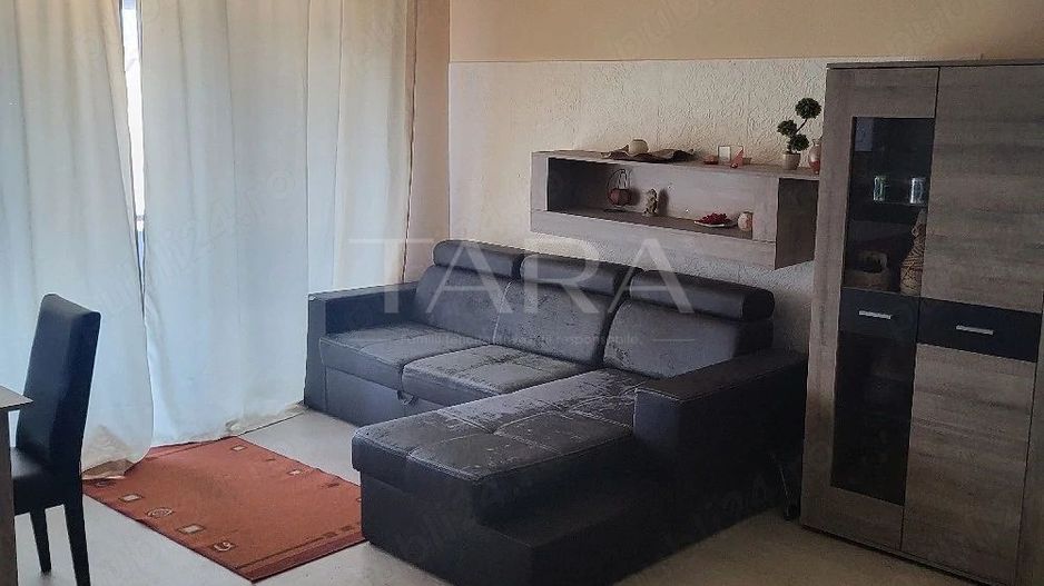 Apartament cu 3 camere, dispus pe 2 niveluri, Florești, zona Eroilor. - Poză 1