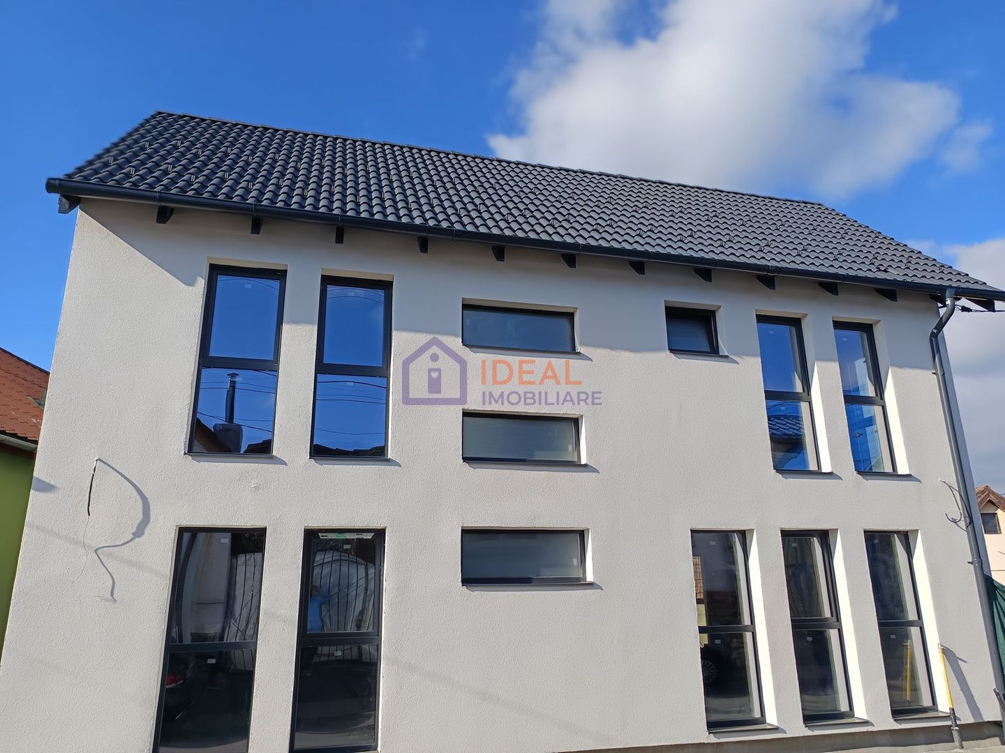 Casa Individuala Moderna cu 315 mp de curte, in Gusterita - Poză 1