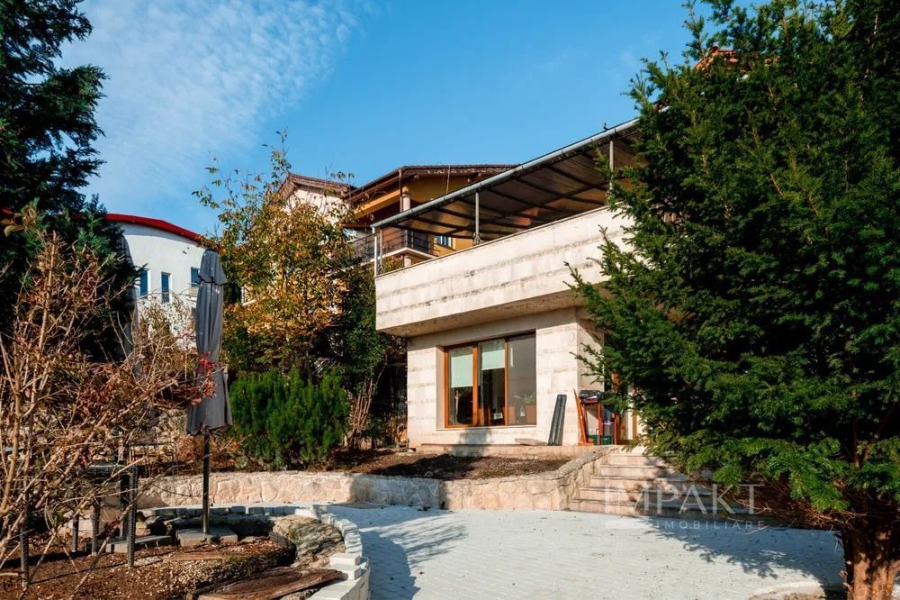 Casa individuala de vanzare im cartierul Mnastur! - Poză 7
