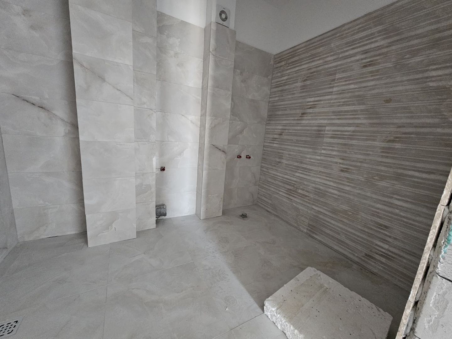 2 camere Finalizat parcare gratuita Titan Pallady 10 min Metrou Nicolae Teclu - Poză 4