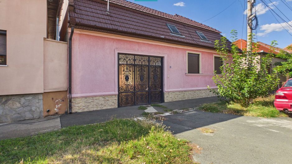 Casă individuală cu 5 camere și teren de 1.156 mp - Poză 1