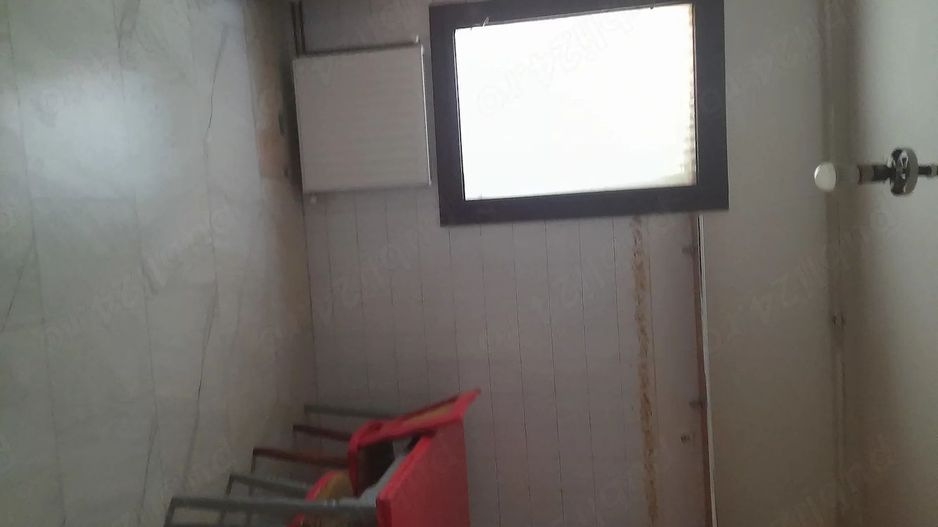 Spitalul Judetean | 3 Camere | Etaj 2 | Centrala proprie - Poză 7