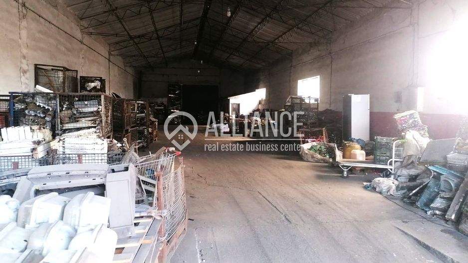 ZONA INDUSTRIALA (COD10) - Hala de inchiriat cu teren de 1700mp - Poză 2