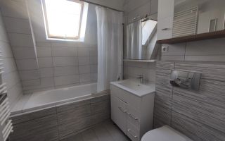 Apartament la vilă cu 4 camere decomandate | Cartierul Zorilor - Poză 8