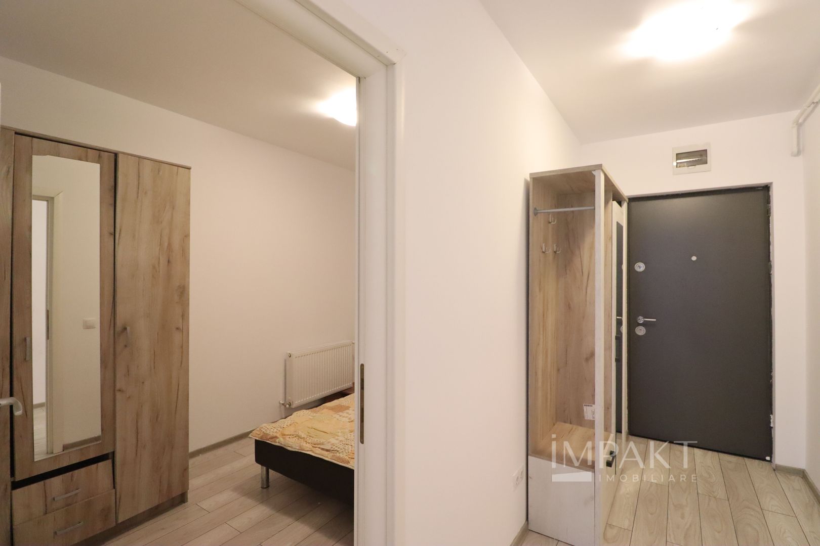 Apartament tip studio cu nisa de dormit, Piata 1 Mai! - Poză 5