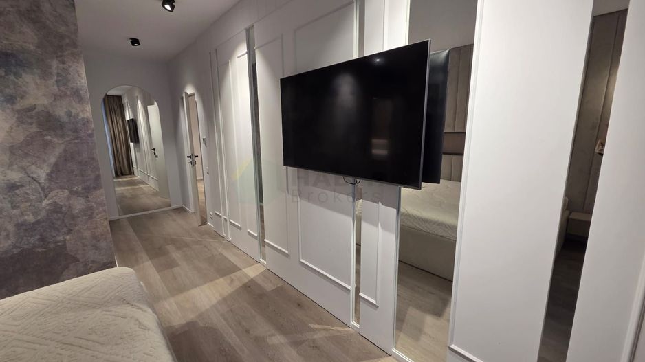 Apartament spectaculos cu grădină privată de 152 mp – disponibil spre închiriere - Poză 22