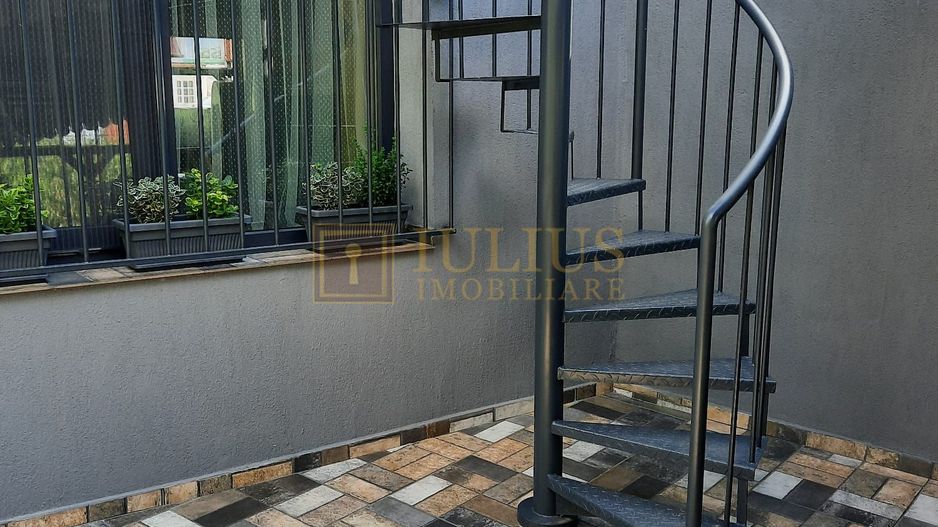 2 camere modern zona linistita centrala - Poză 15