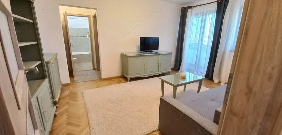 Apartament 2 camere luminos, complet renovat   Piața Victoriei - Poză 2