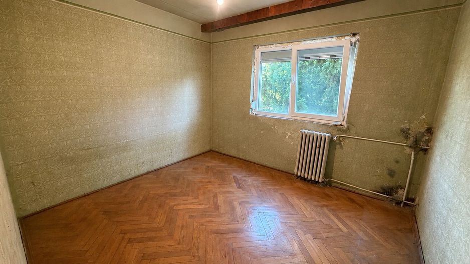 COMISION 0%  Apartament 3 Camere | Etaj 1 Decomandat Dambovita Izolat - Poză 5
