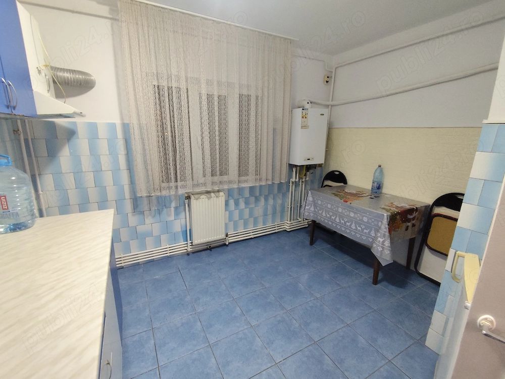 Apartament 2 camere de închiriat - Micro 18 - Poză 2