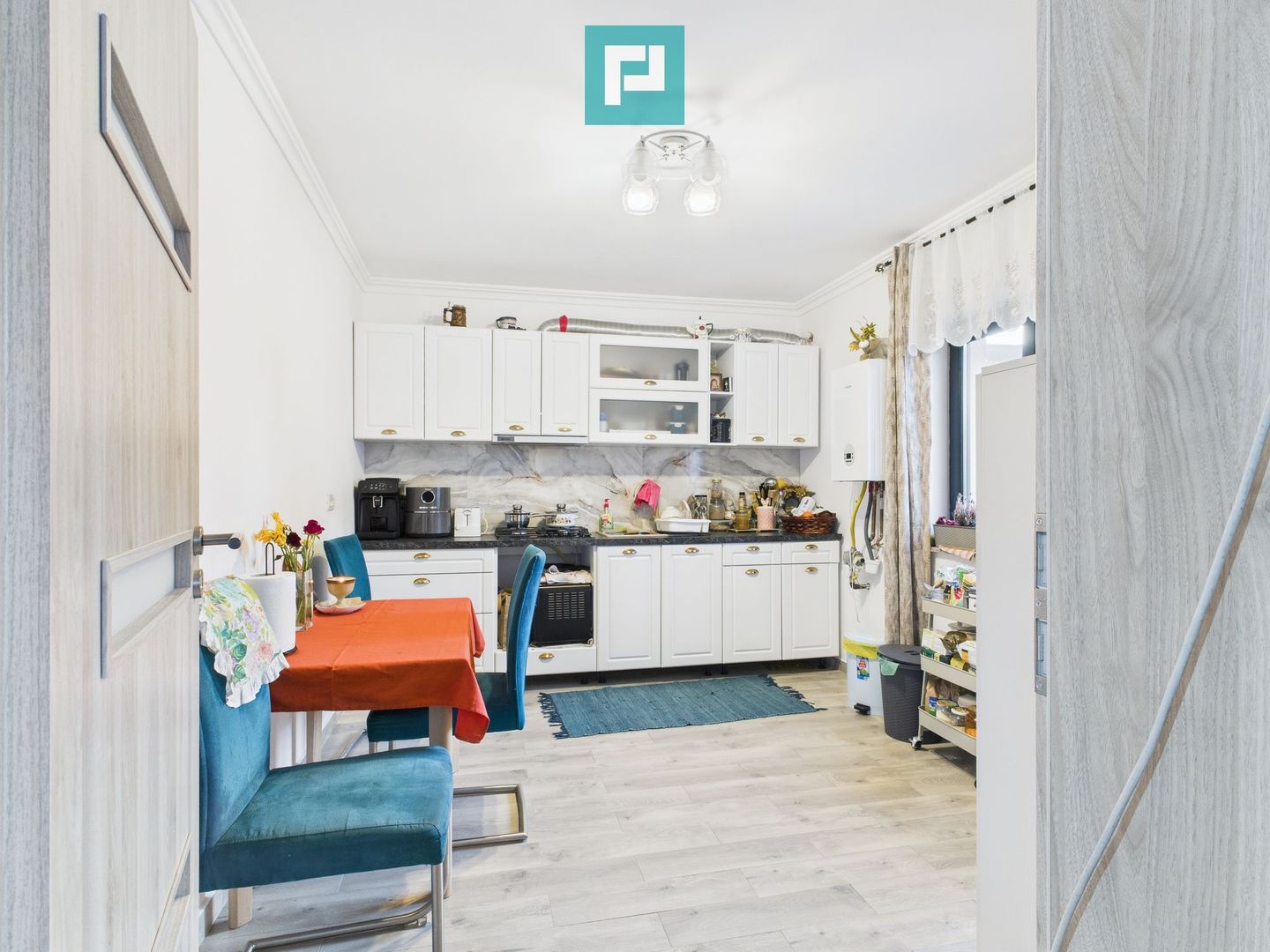 Casă cu 3 camere, P+1–Giarmata - Poză 5