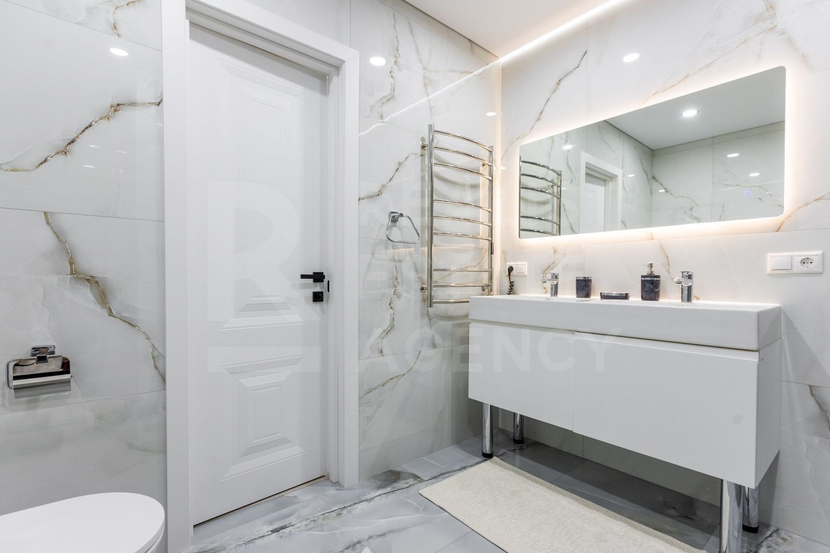 Chirie, apartament, 2 camere, strada Cojocarilor, Centru - Poză 8