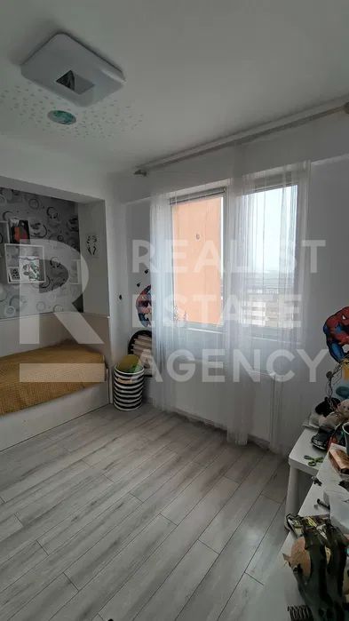 Vânzare, apartament cu 3 camere în zona Militari Residence - Poză 5
