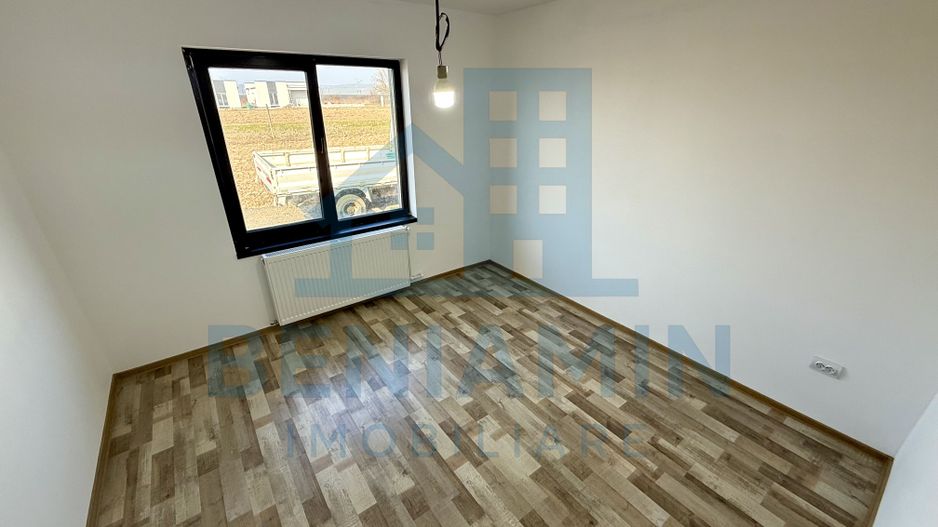 Casa Parter - 440mp teren - toate utilitătile - 2026 - Isalnita - Poză 5