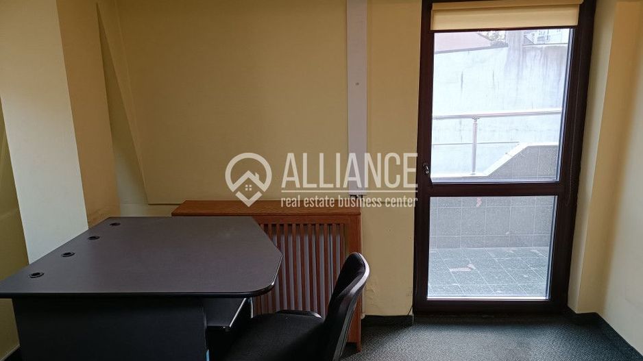 CENTRU PIATA UNIRII(COD03) - Birou cu terasa si grup sanitar propriu ! - Poză 10