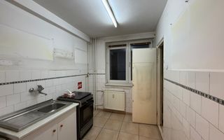 3 camere/etaj intermediar/zona Liceului Onisifor Ghibu /zona excelenta - Poză 3