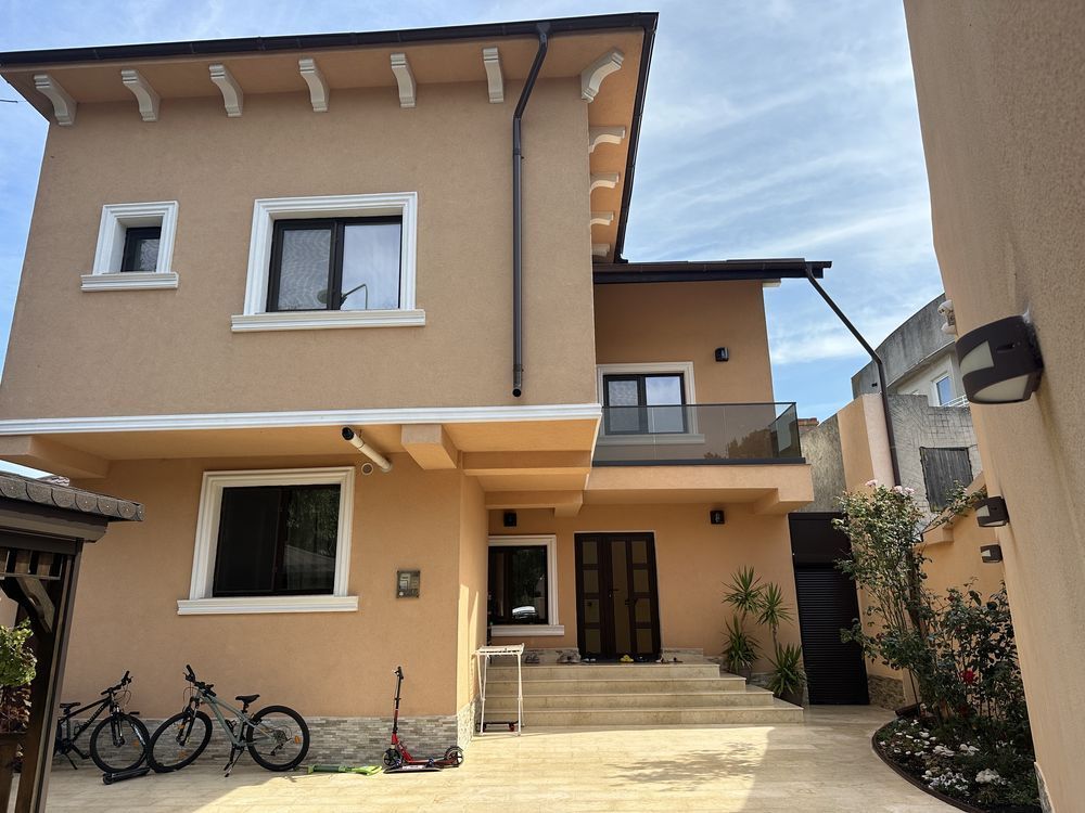 Vila P+1+M de vanzare Zona Stadion / City Mark Mall - Ocazie - Poză 1