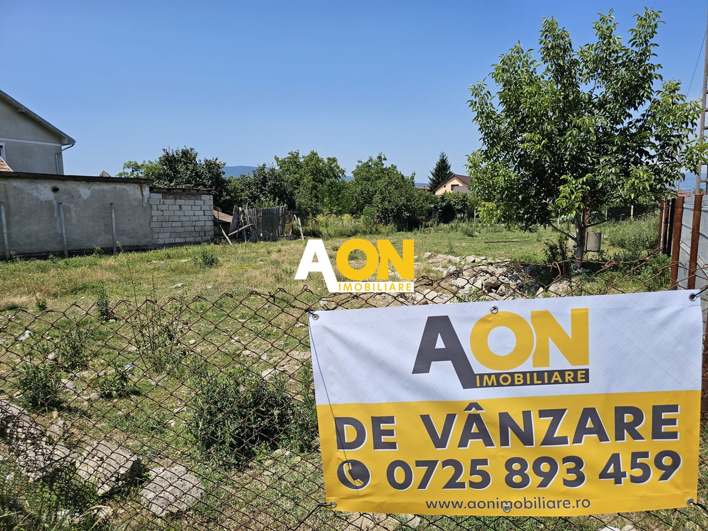 Teren la asfalt, deschidere la doua strazi, 990 mp, Barabant - Poză 1