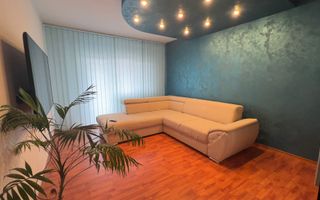 Apartament 3 camere etaj 1 de vanzare - Poză 1