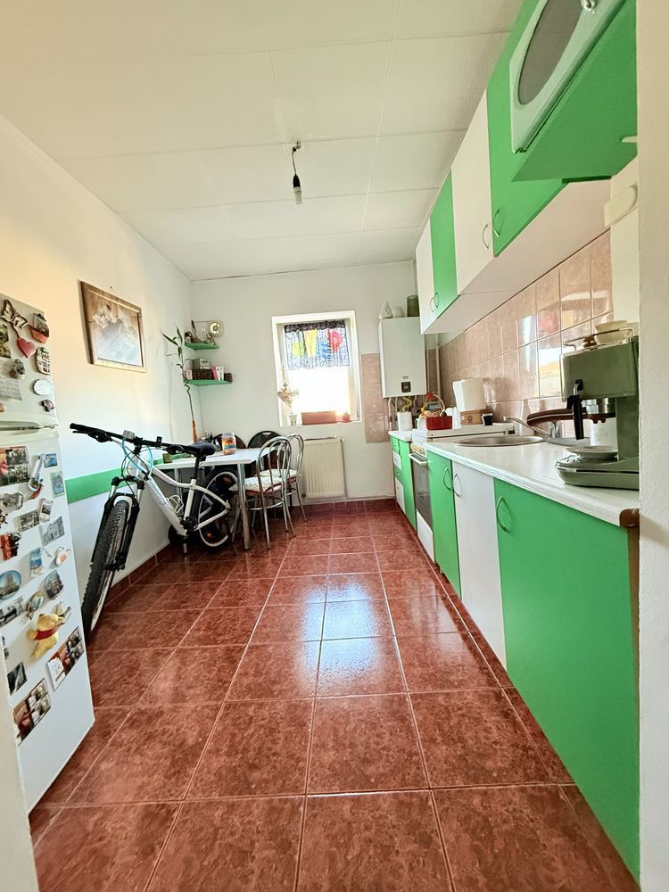 2 cam  Lipovei centrala proprie -bloc izolat - Poză 1