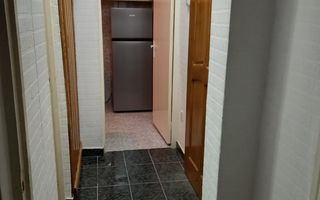Garsoniera langa spitalul judetean- Etaj intermediar- balcon - Poză 3