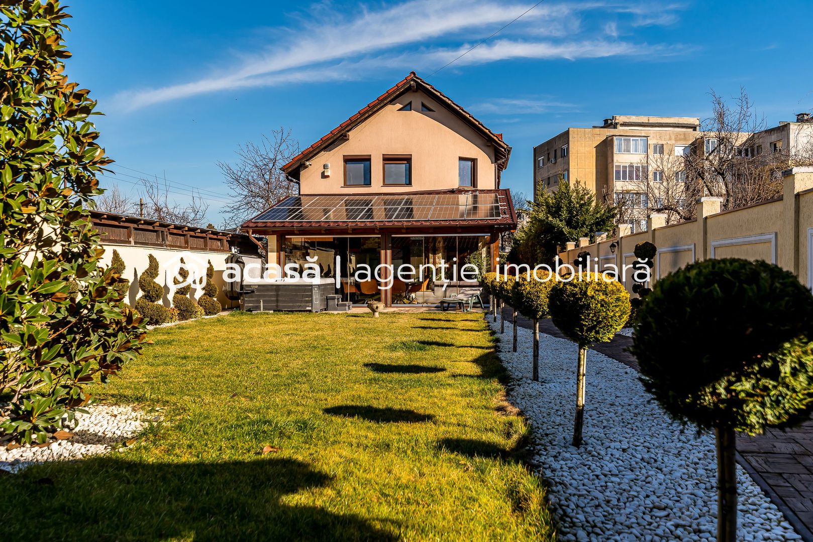 Casă SMART cu 5 camere, teren 720 mp, fotovoltaice 13 kW, Araduil Nou - Poză 12