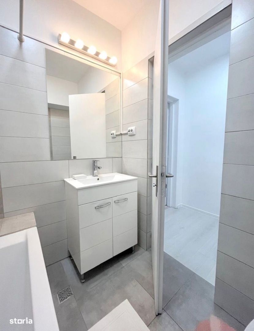 AP. 4 CAMERE UNIRII, SUPRAFATA 130 MP.,MOBILAT/UTILAT MODERN, AC - Poză 10