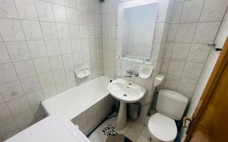 Apartament cu 3 camere de inchiriat-Central - Poză 5