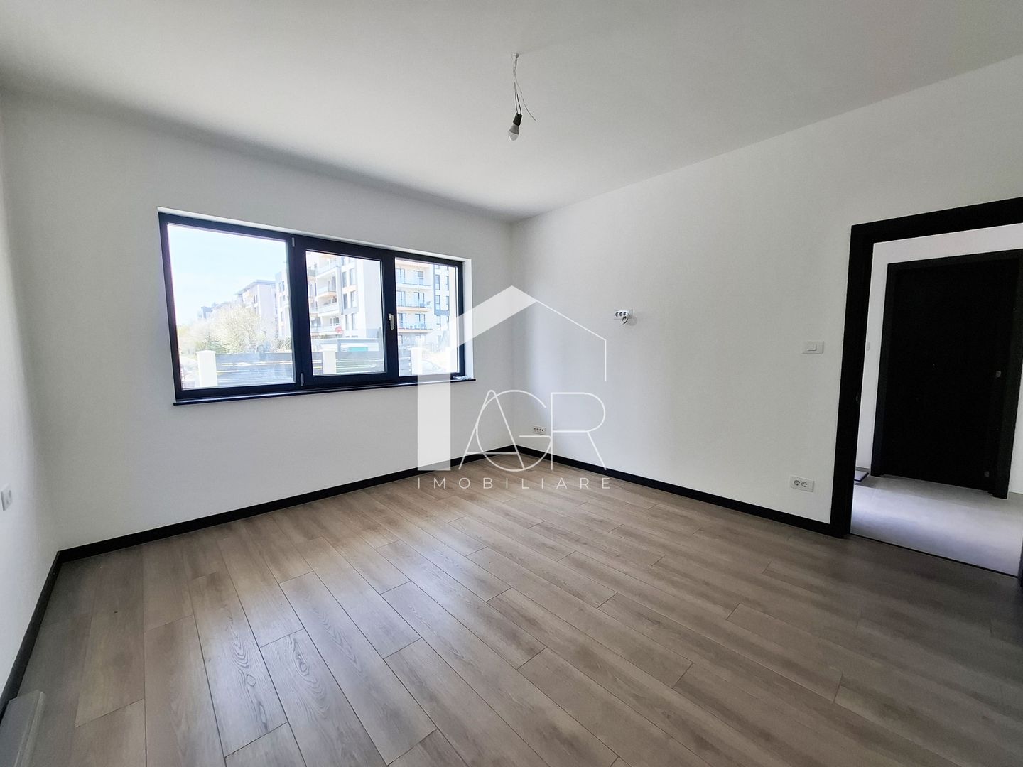 Duplex cu 5 camere, zona Albert - Poză 10