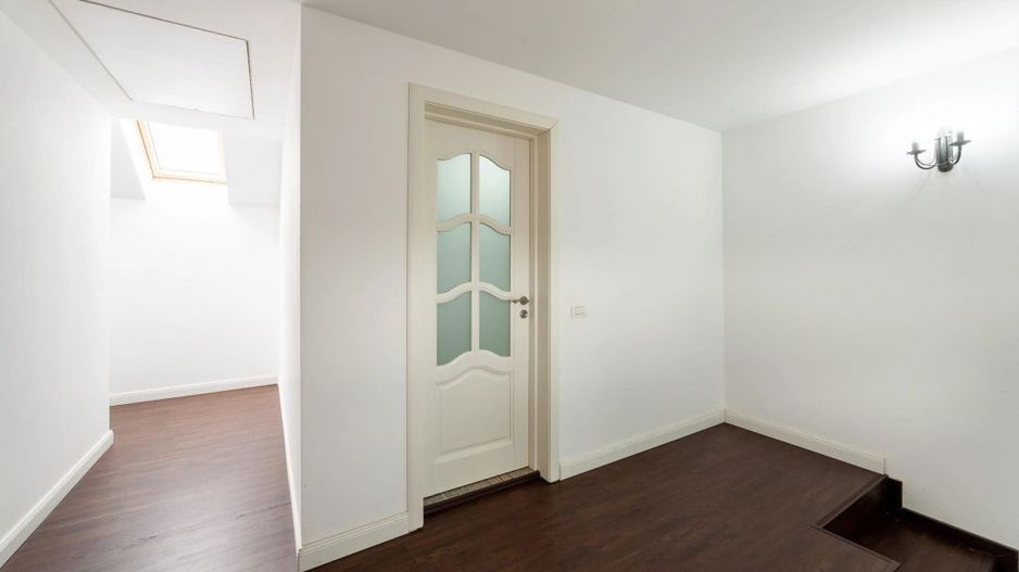 Casa moderna in Bradu - 3 camere,sauna proprie,mobilata , - Poză 7