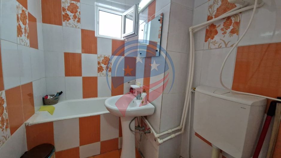 DE VÂNZARE – Apartament cu 2 camere, mobilat și utilat, în Craiovița Nouă! - Poză 10