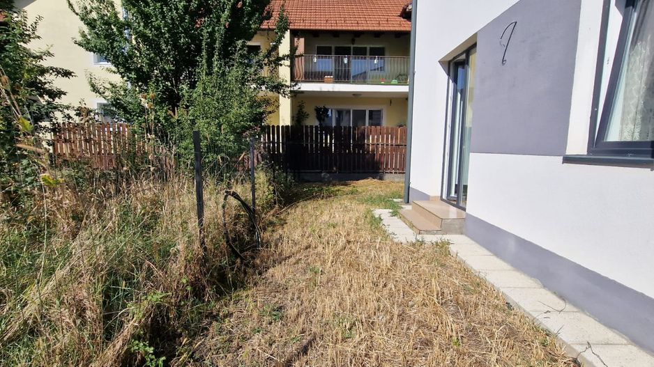 Apartament cu 2 camere, gradina si parcare de închiriat - Poză 4