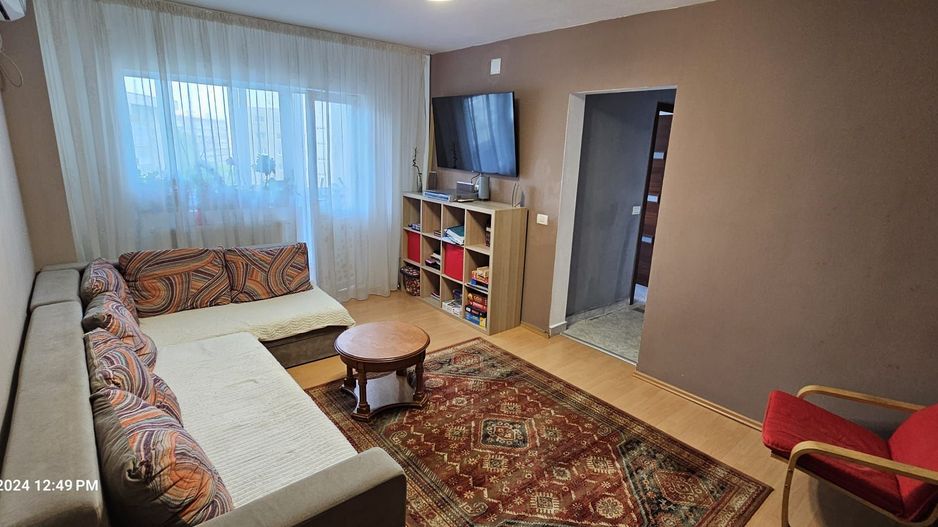 APARTAMENT 4 CAMERE RENOVAT DECOMANDAT SU 80MP BLOC 1980 - Poză 2