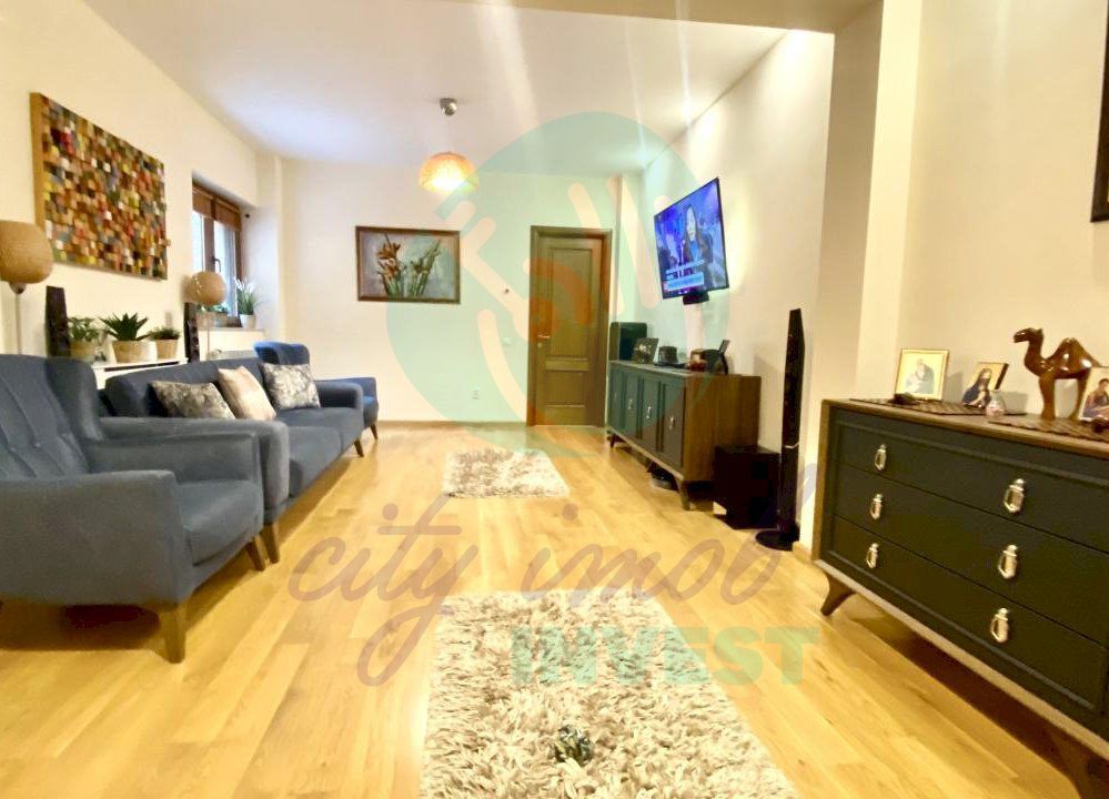 Vila cocheta cu teren de 400 mp - Poză 9