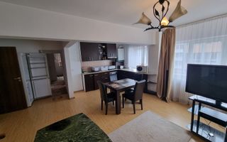 Apartament  3 Camere Zona Liceul Sportiv - Poză 4